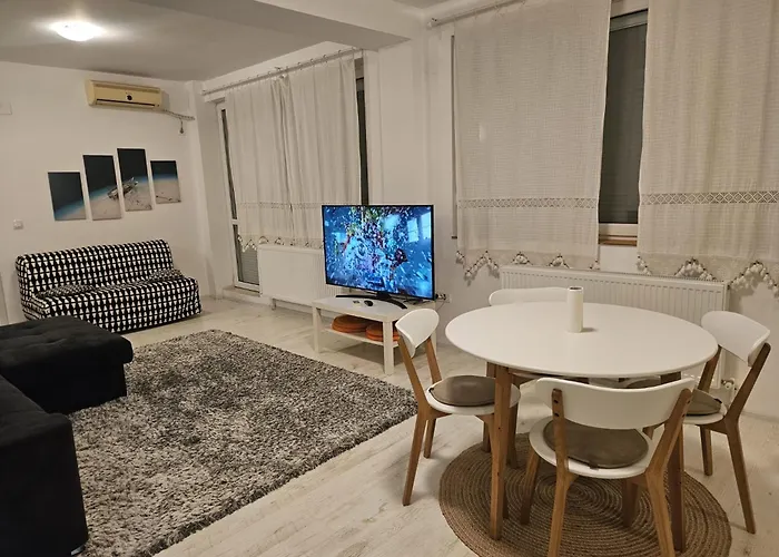 D&d דירה Năvodari